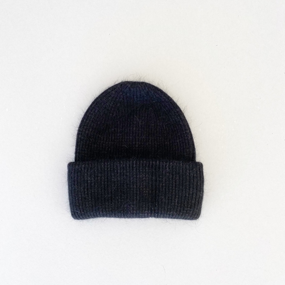 NWT Knit Rabbit Fur Toques - Picture 3 of 10